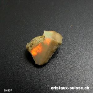 Opale brute d'Ethiopie. Pièce unique de 3,2 carats