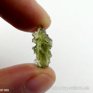 Moldavite 1,5 x 0,8 x 0,5 cm. Pièce unique 2,2 carats