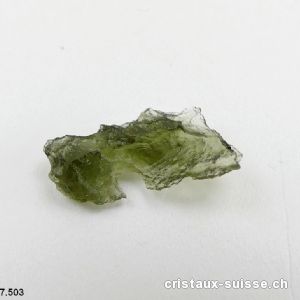 Moldavite 1,8 x 0,8 x 0,4 cm. Pièce unique 2,1 carats