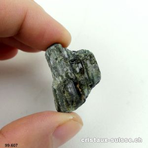 Tourmaline verte, bleue et noir cristallisée. Pièce unique