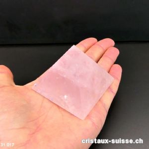 Pyramide Quartz rose clair, base 5,1 cm x haut. 4,4 cm. Pièce unique