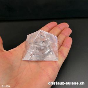 Pyramide Cristal de Roche, base 4,7 cm. Pièce unique