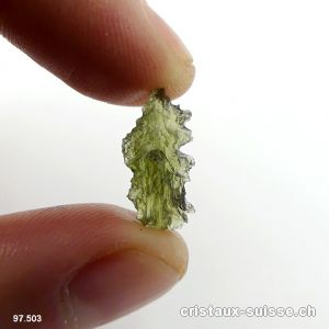 Moldavite 1,5 x 0,8 x 0,5 cm. Pièce unique 2,2 carats