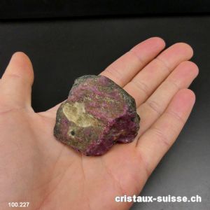 Rubis - Hornblende brut 4,2 x 4 x 3 cm. Pièce unique 83 Grammes