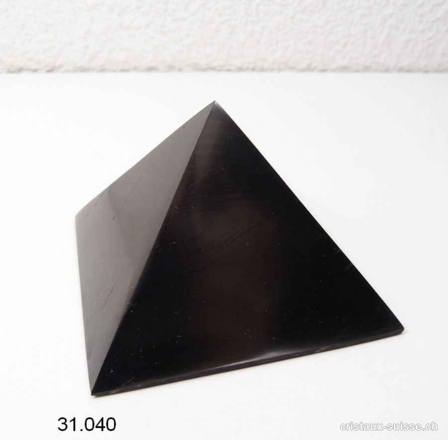 Pyramide Schungite 8 cm x haut. env. 5 cm