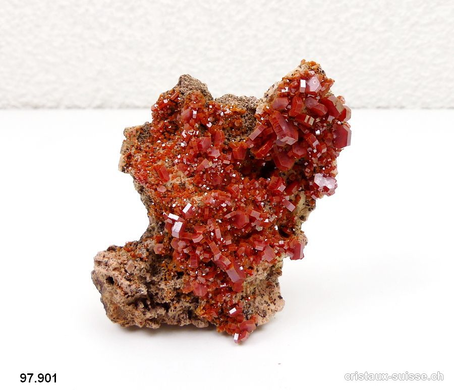 Vanadinite brute du Maroc. Pièce unique 87 grammes