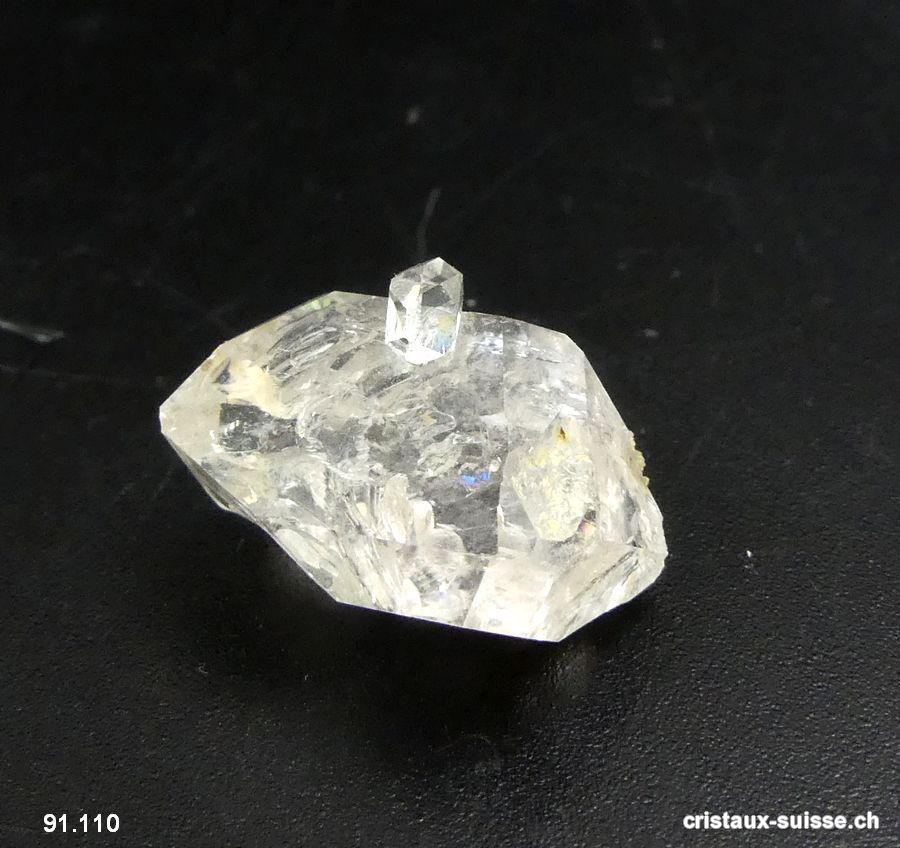 Quartz biterminé de Suisse - Valais. 1,9 x 1,3 x 0,9 cm. Pièce unique