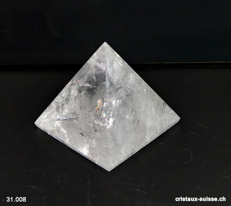 Pyramide Cristal de Roche, base 4,5 x haut. 4 cm. Pièce unique