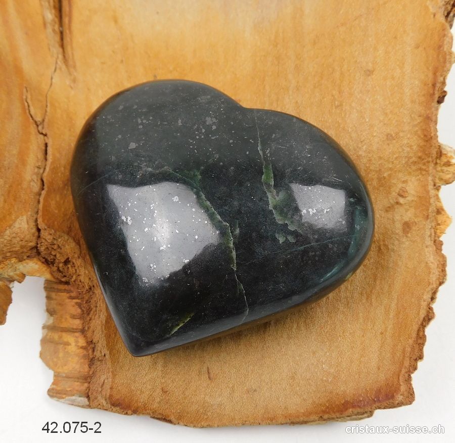 Coeur Néphrite Jade d'Afghanistan 6,6 x 5,8 x 2,6 cm. Pièce unique