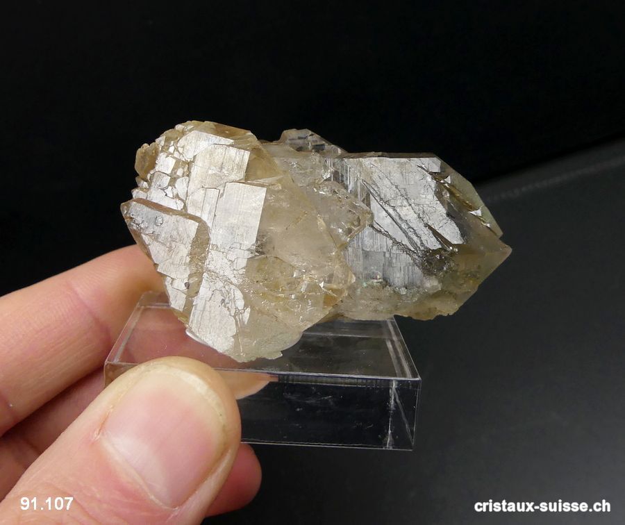 Quartz fumé biterminé du Valais. Pièce unique