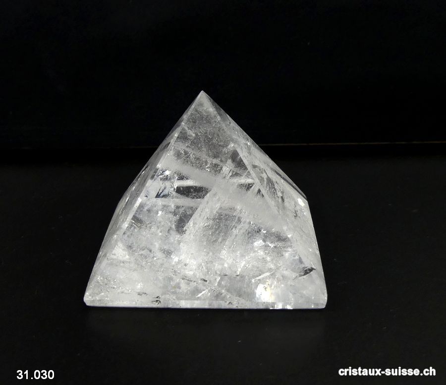 Pyramide Cristal de Roche, base 4,7 cm. Pièce unique