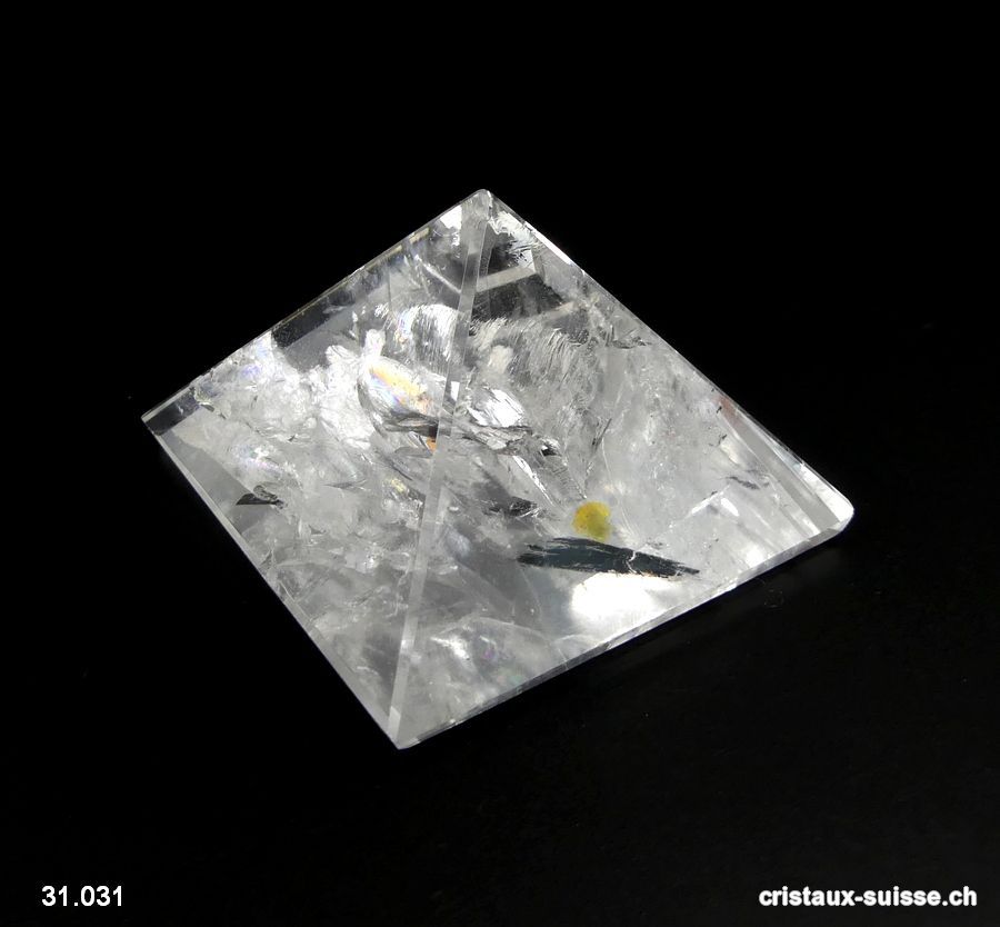 Pyramide Cristal de Roche, base 5,6 x haut. 3,7 cm. Pièce unique