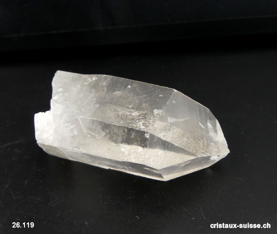 Cristal de roche pointe brute 6,6 cm. Pièce unique