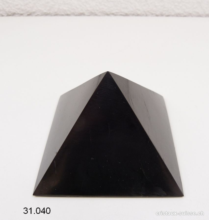 Pyramide Schungite 8 cm x haut. env. 5 cm