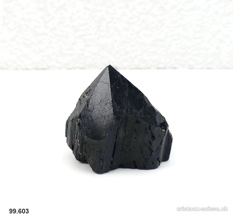 Tourmaline noire pointe polie. Pièce unique