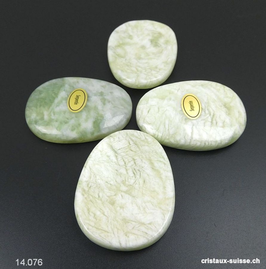 Jade Serpentine verte, pierre anti-stress incurvée 5 x 3,5 cm