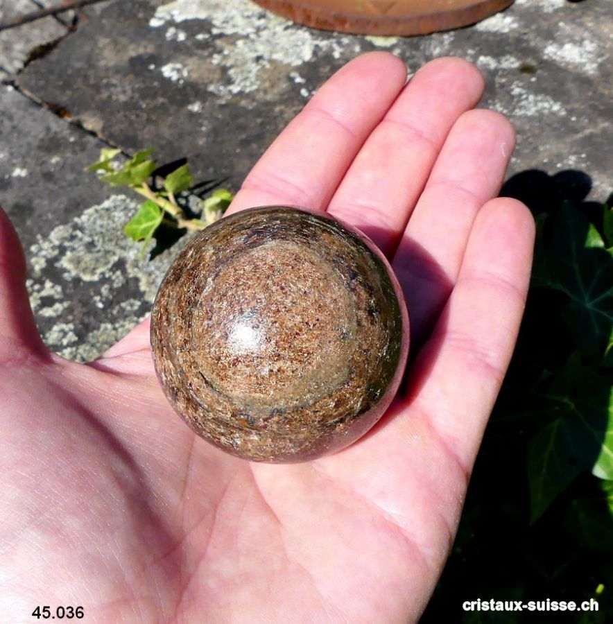 Boule Grenat Almandin 4,5 cm. Pièce unique