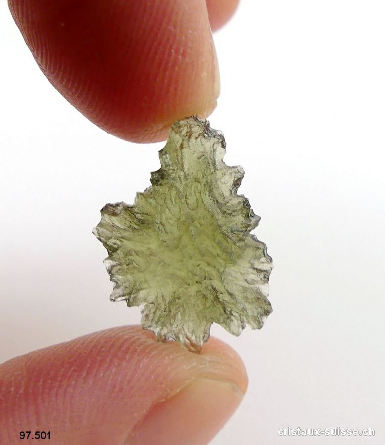 Moldavite 1,9 x 1,3 x 0,4 cm. Pièce unique 3,6 carats