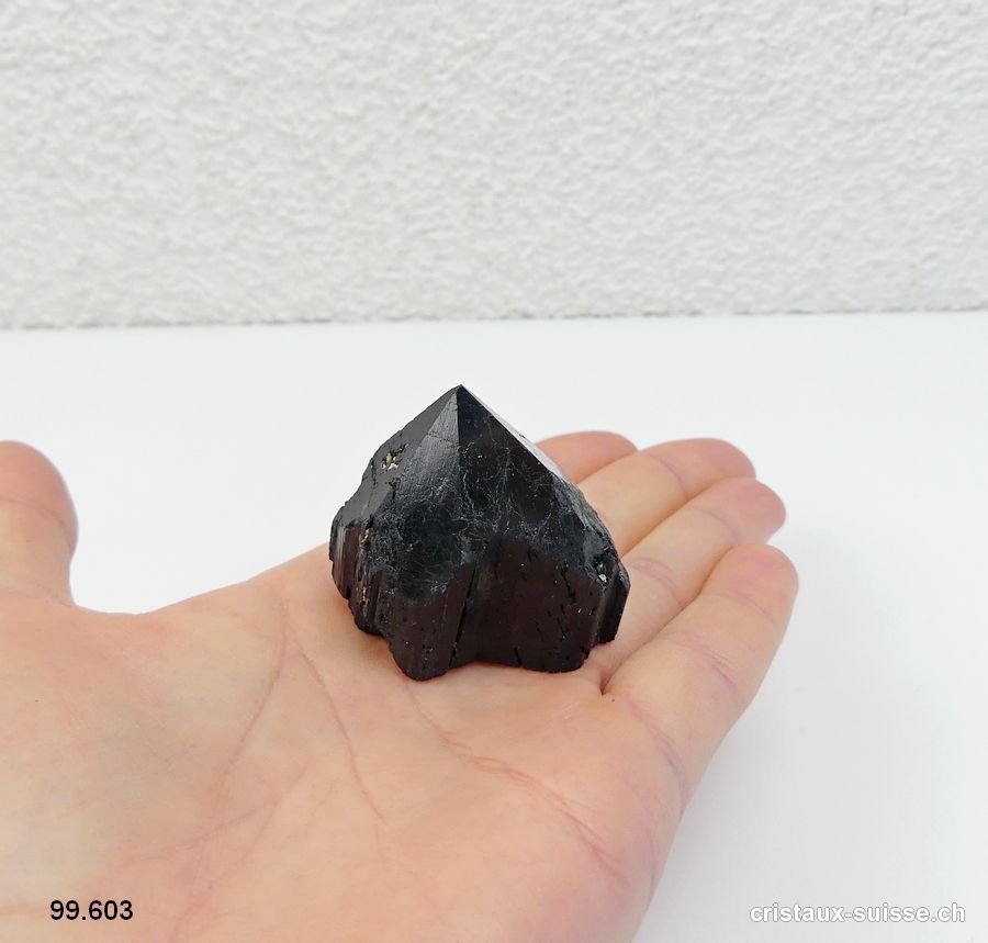 Tourmaline noire pointe polie. Pièce unique