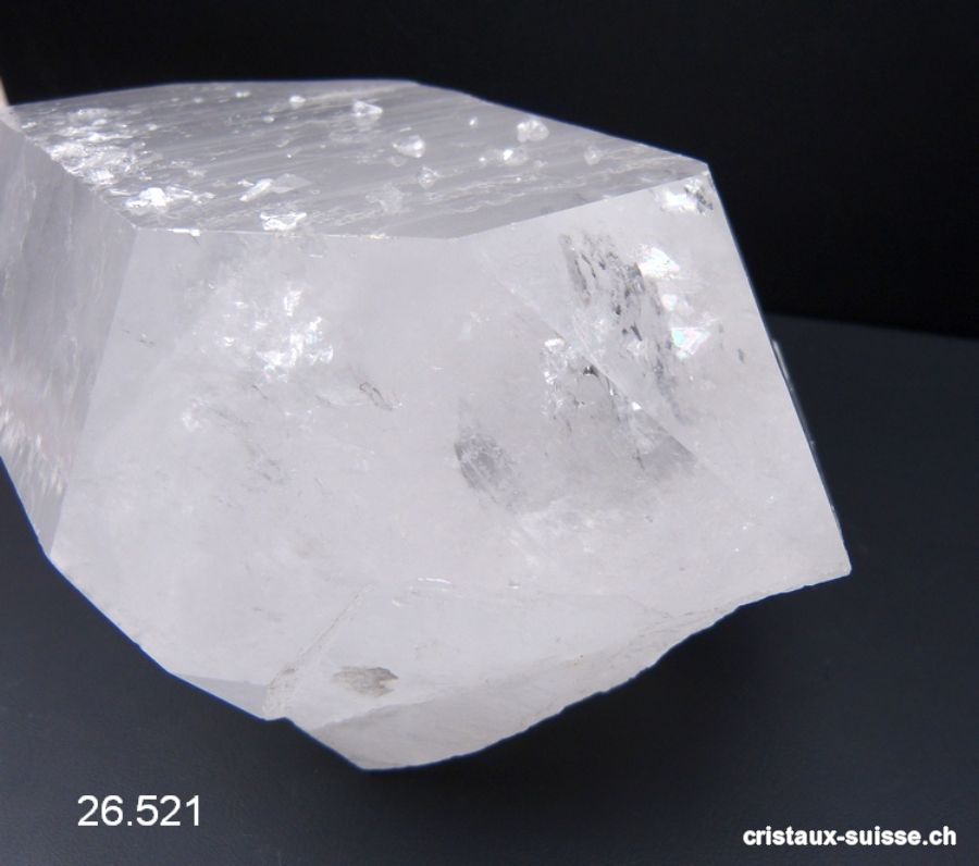 Cristal de roche biterminé GEANT. Pièce unique 2,939 Kilos