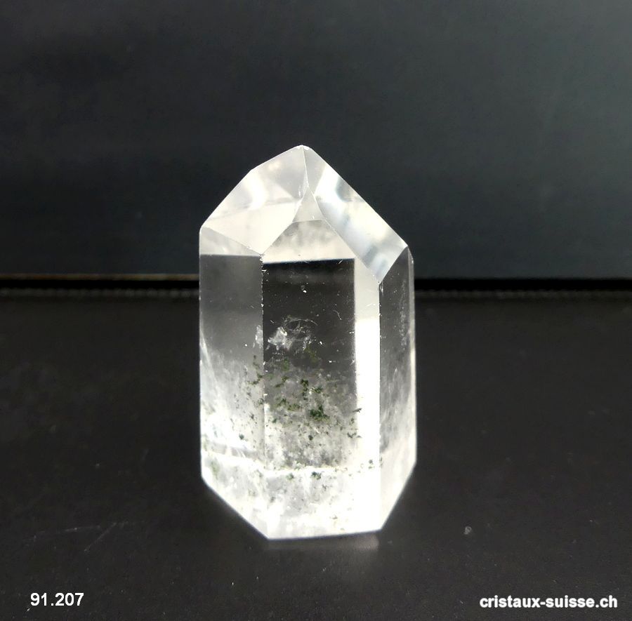 Cristal de roche avec Chlorite, polie 4,1 x 2,3 x 2,2 cm. Pièce unique 34 grammes