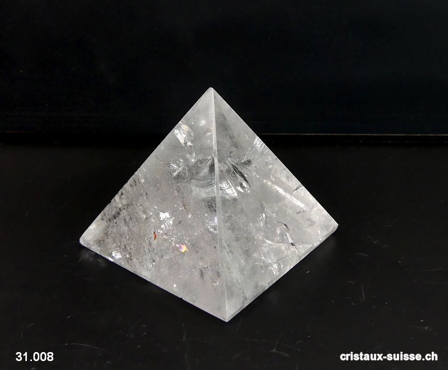 Pyramide Cristal de Roche, base 4,5 x haut. 4 cm. Pièce unique